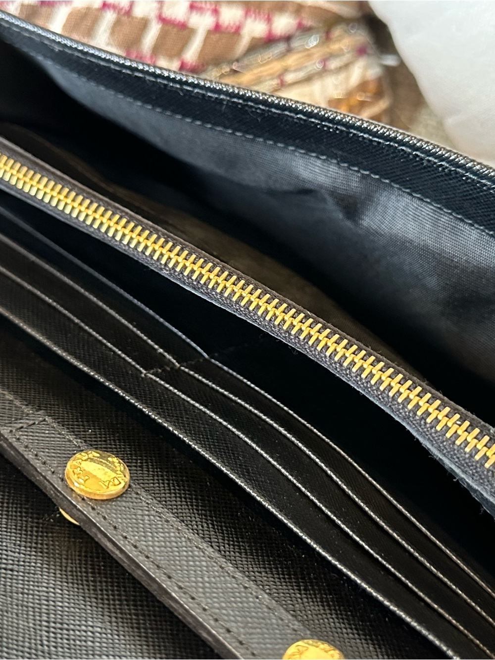 Prada Black Saffiano Metal Leather Logo Wallet On Chain - Picture 11 of 11